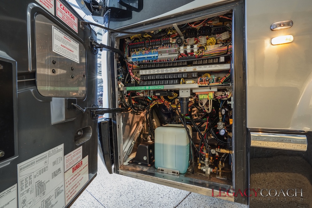 2006 Prevost Marathon H3-45 For Sale