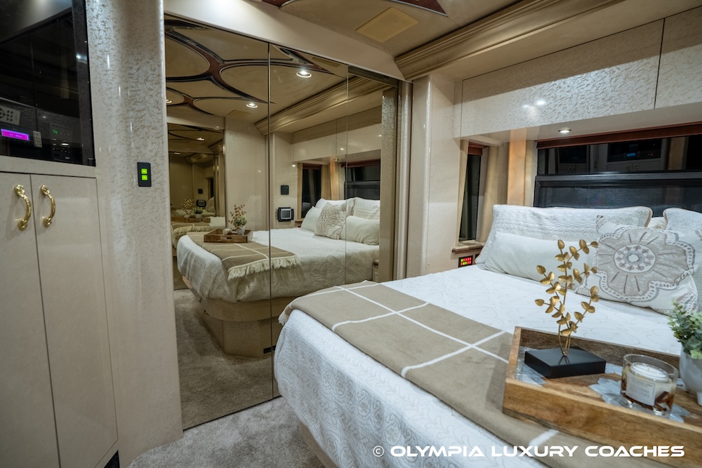 2006 Prevost  Marathon H3-45 For Sale