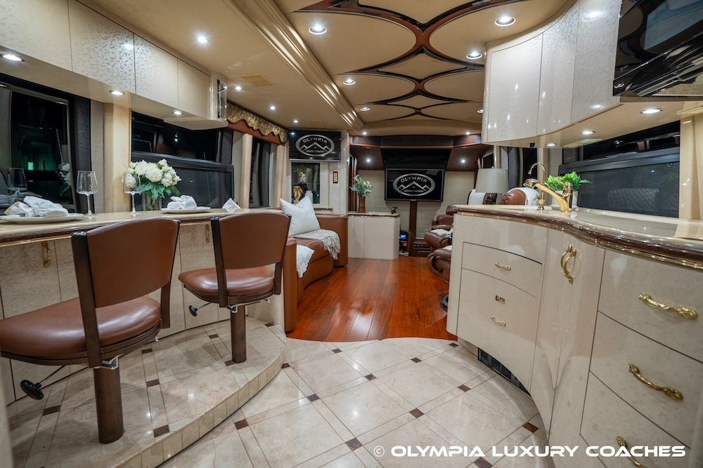 2006 Prevost  Marathon H3-45 For Sale