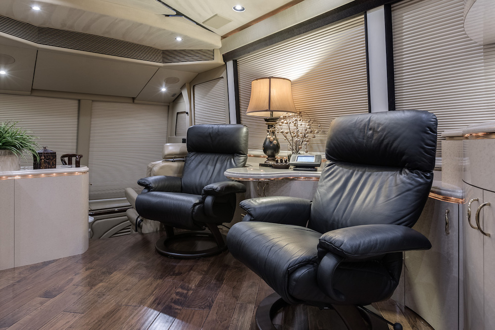 2006 Prevost Marathon H3-45 For Sale