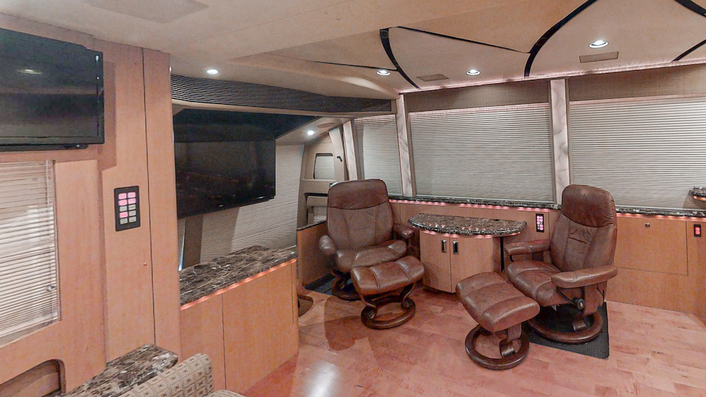 2006 Prevost Marathon H3-45 For Sale