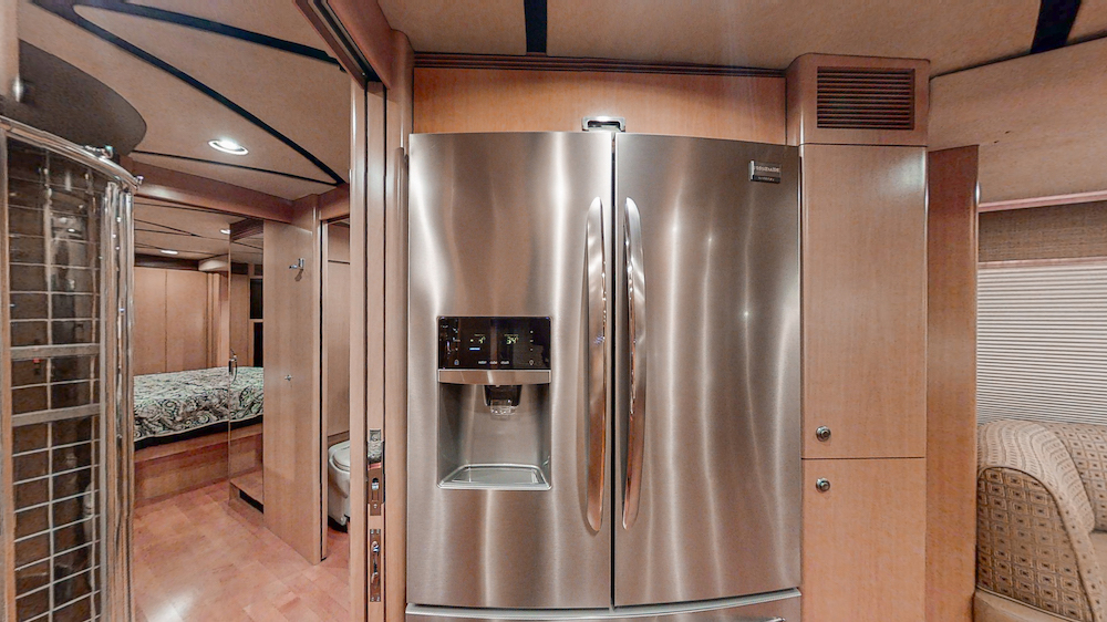 2006 Prevost Marathon H3-45 For Sale
