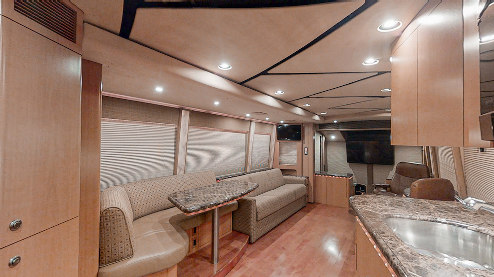 2006 Prevost Marathon H3-45 For Sale