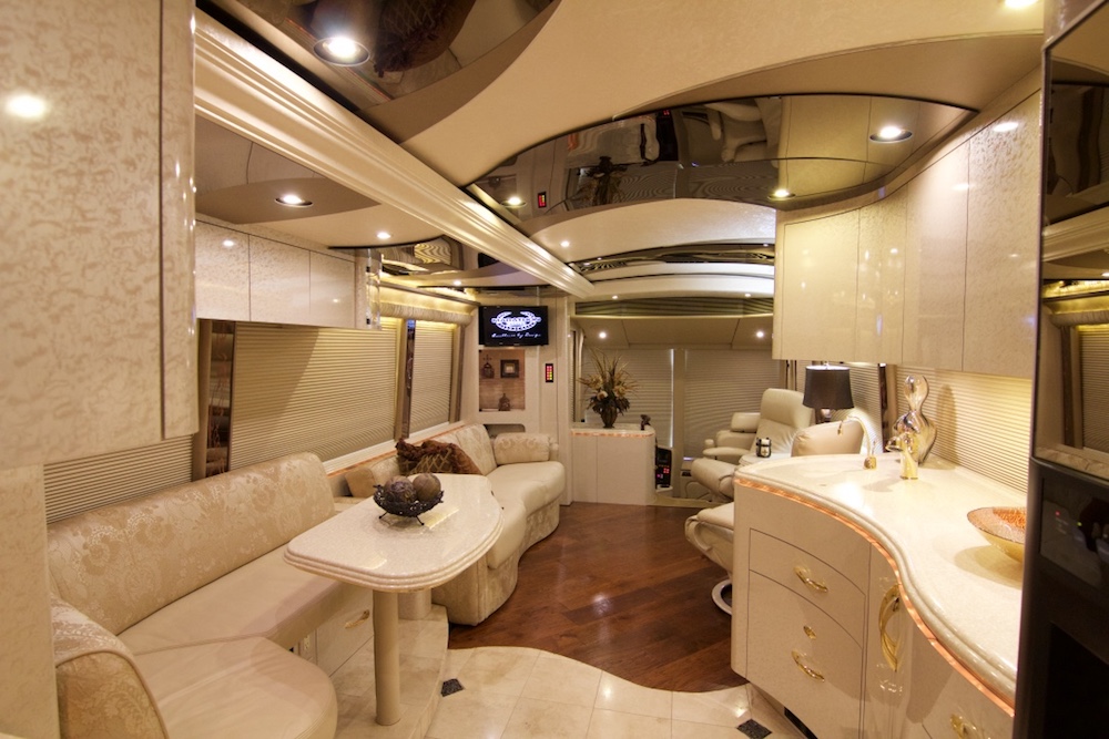 2006 Prevost Marathon H3-45 For Sale