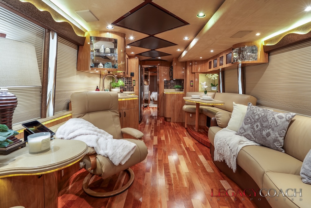 2006 Prevost Marathon H3-45 For Sale