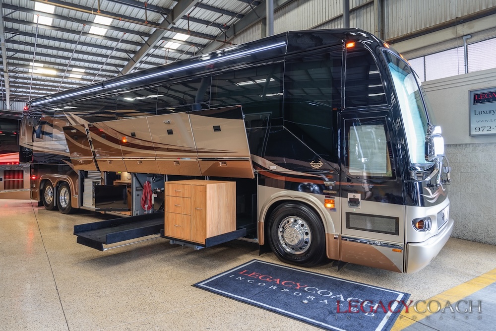 2006 Prevost Marathon H3-45 For Sale