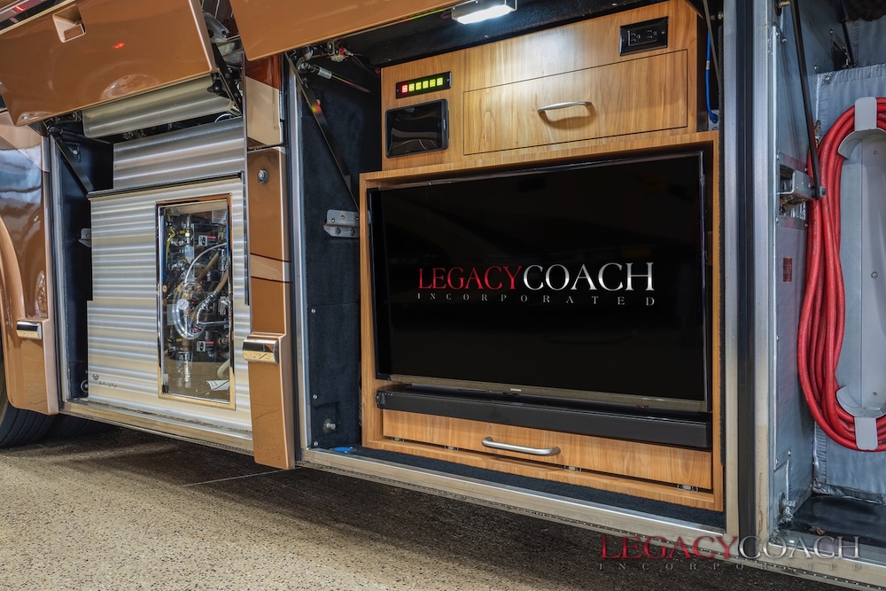 2006 Prevost Marathon H3-45 For Sale