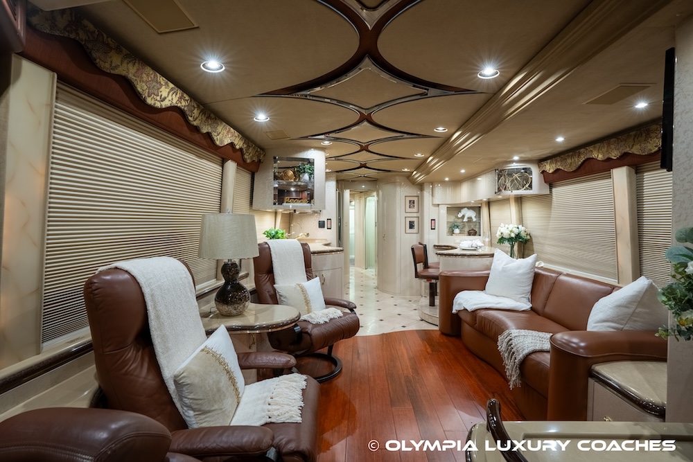 2006 Prevost Marathon H3-45 For Sale