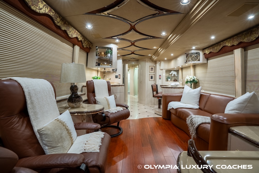2006 Prevost Marathon H3-45 For Sale