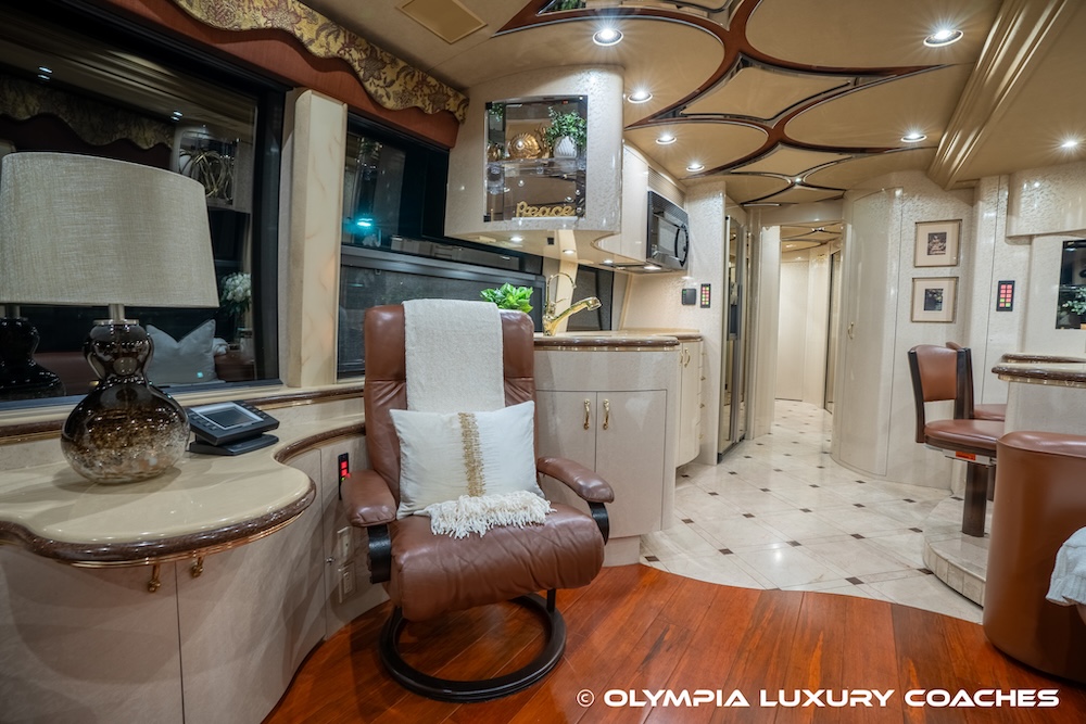 2006 Prevost Marathon H3-45 For Sale