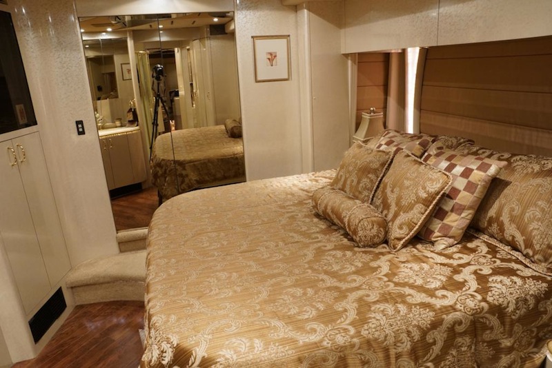 2006 Prevost Marathon XLII For Sale