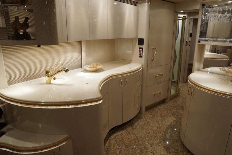 2006 Prevost Marathon XLII For Sale