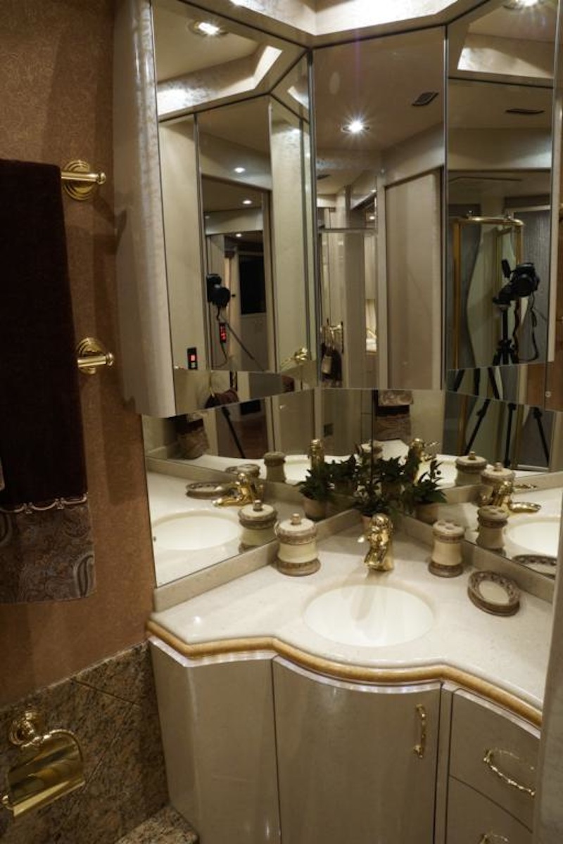 2006 Prevost Marathon XLII For Sale