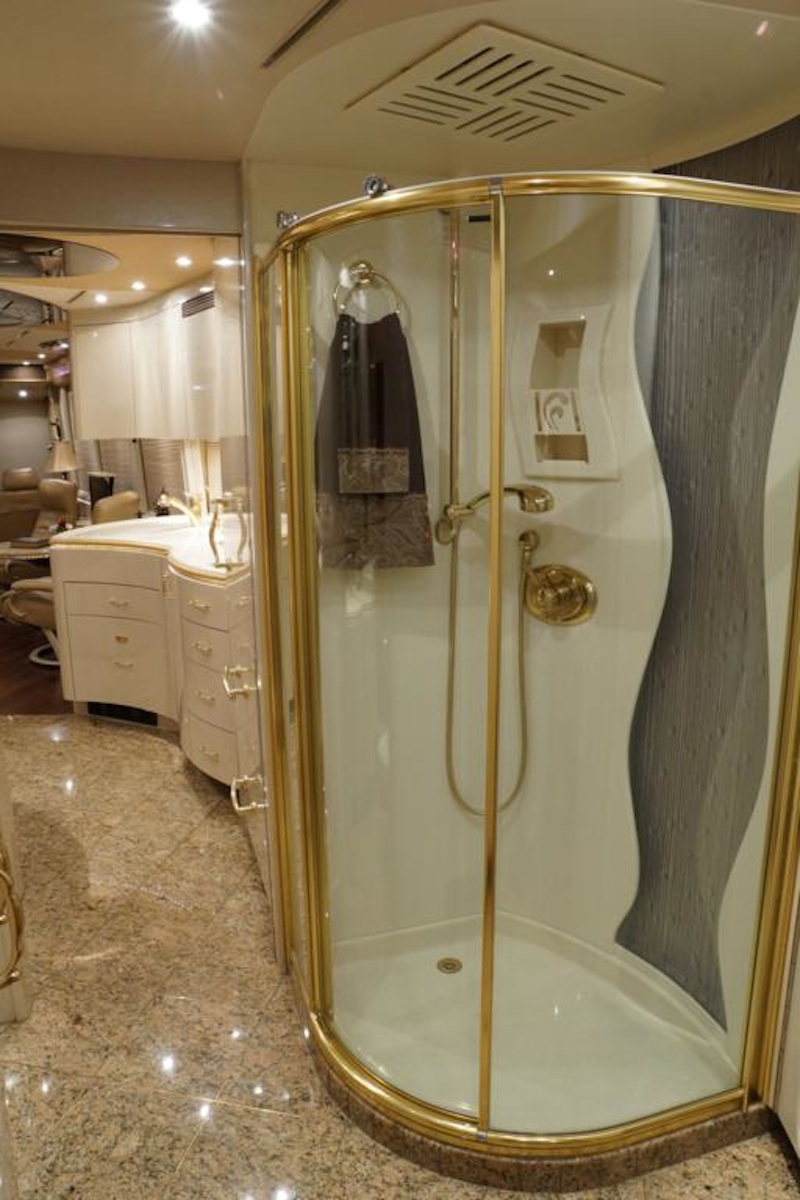 2006 Prevost Marathon XLII For Sale