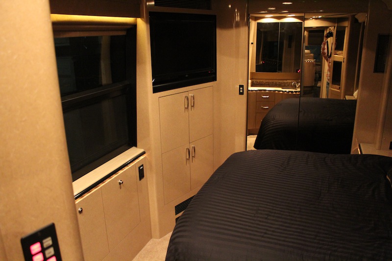 2006 Prevost Marathon XLII For Sale