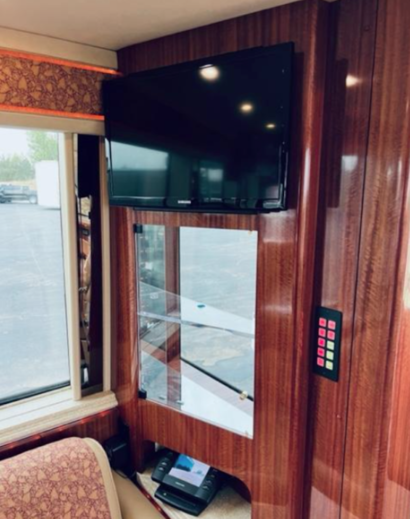 2006 Prevost Marathon XLII For Sale