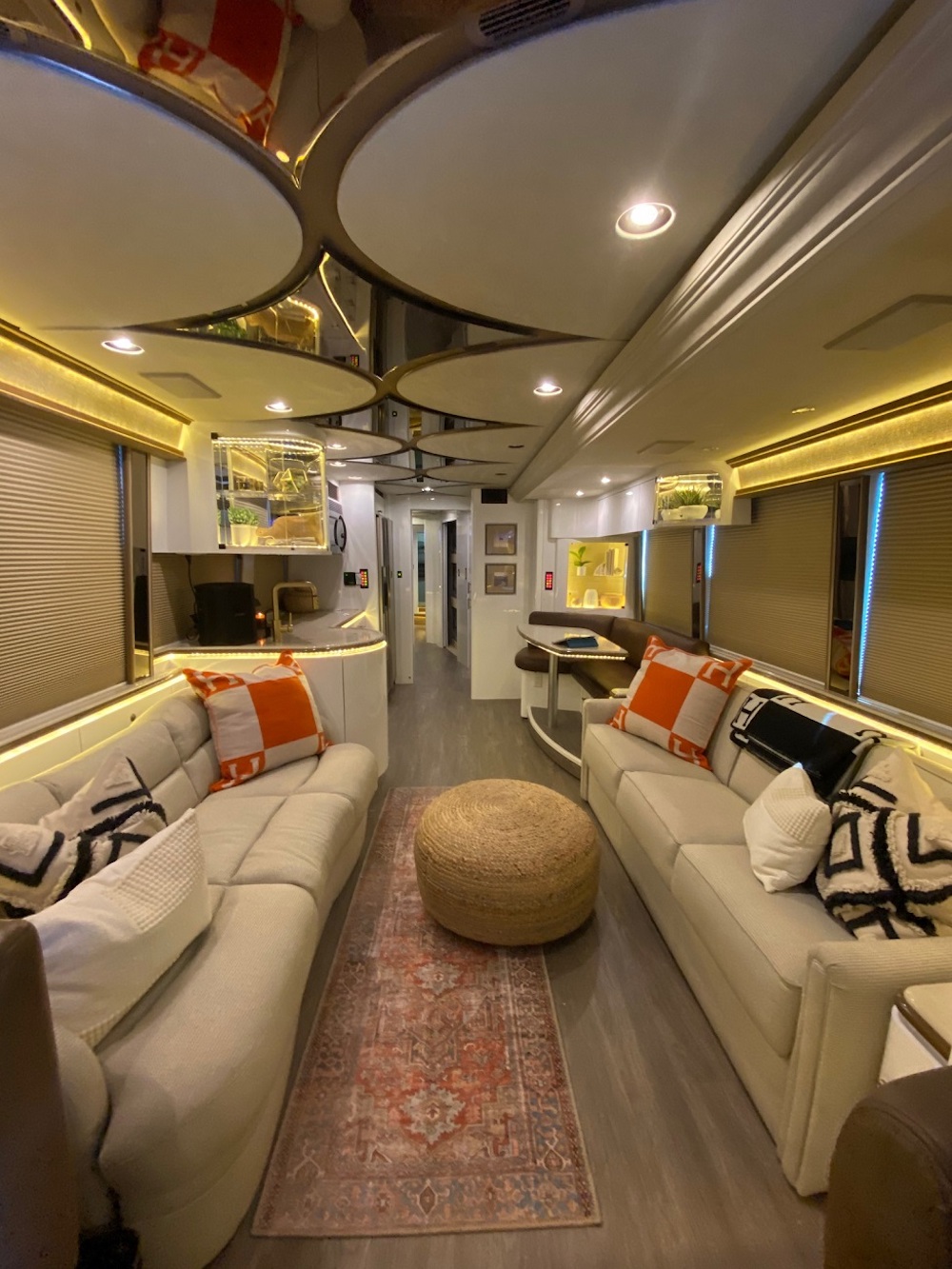 2006 Prevost Marathon XLII For Sale