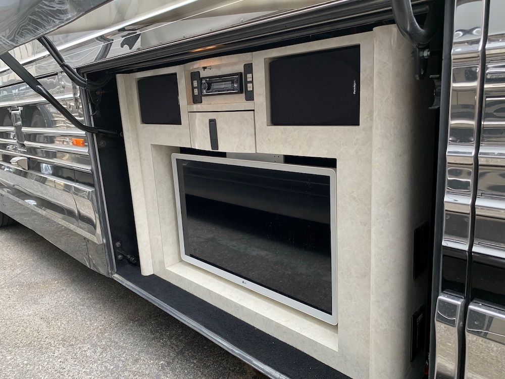 2006 Prevost Marathon XLII For Sale