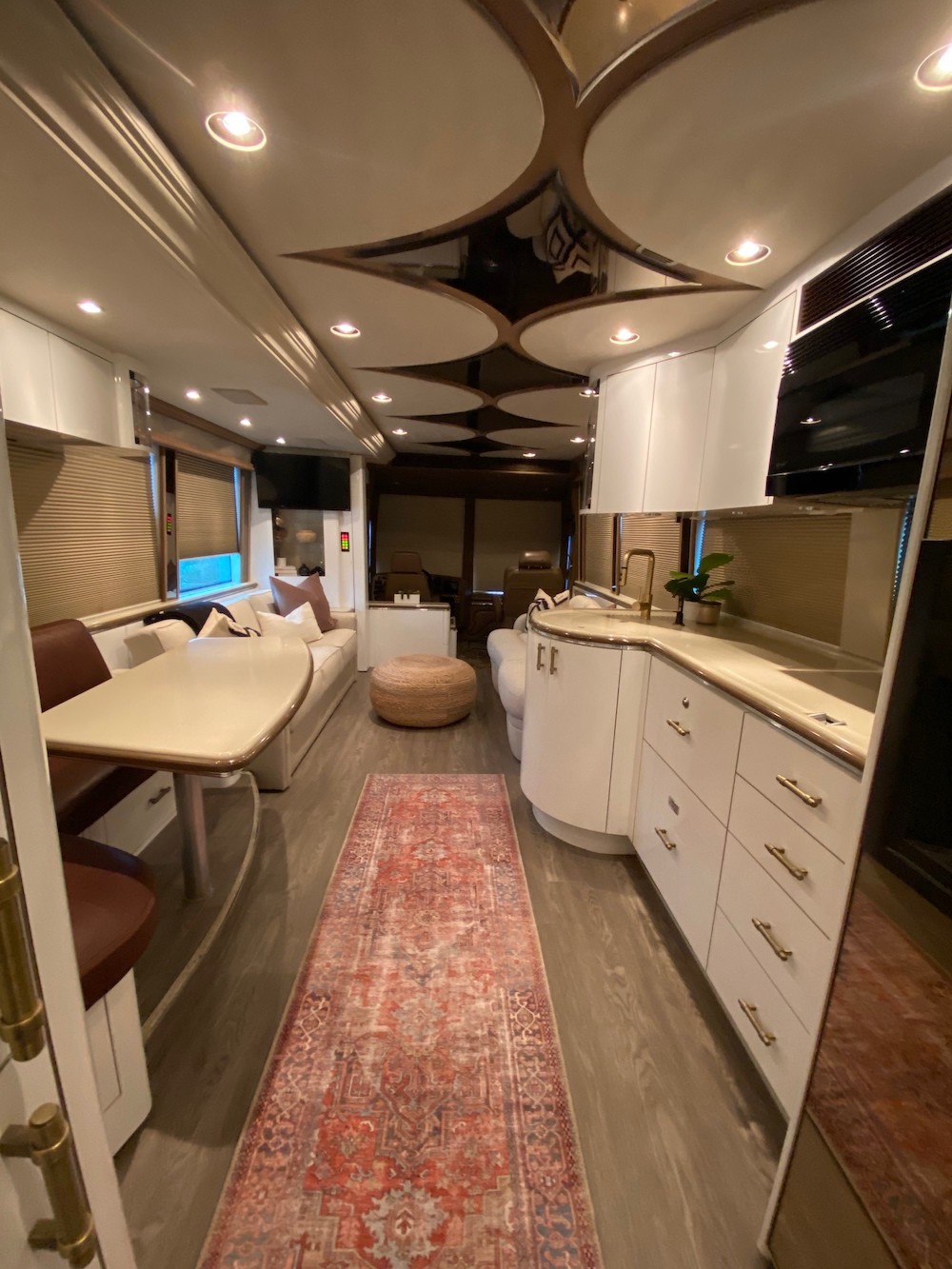 2006 Prevost Marathon XLII For Sale