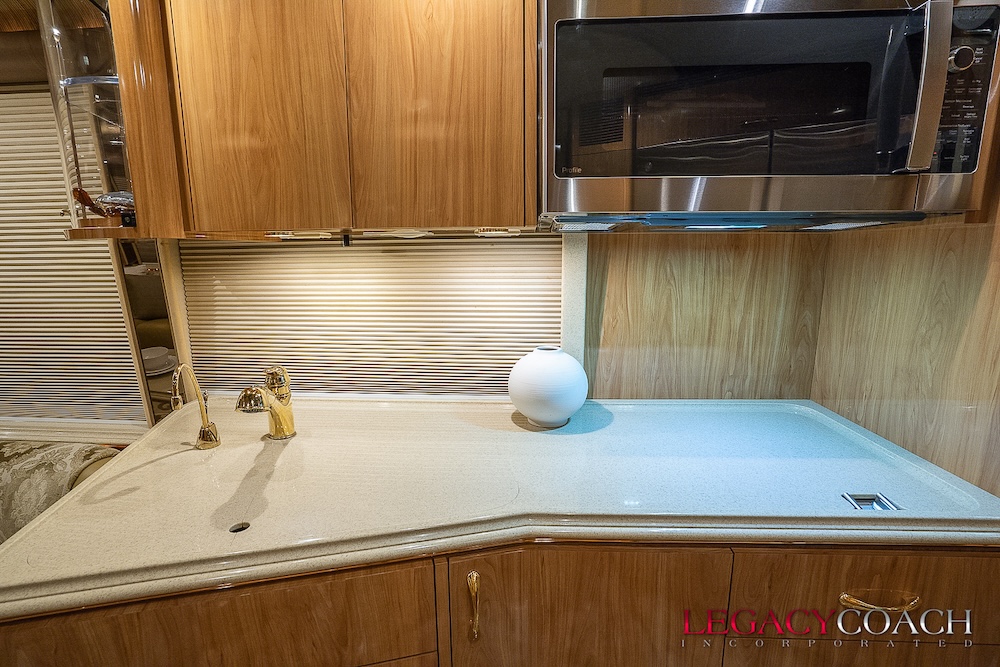 2006 Prevost Marathon XLII For Sale