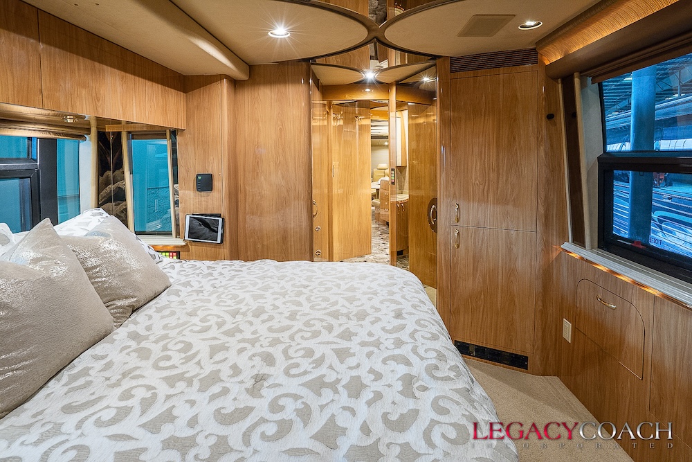 2006 Prevost Marathon XLII For Sale