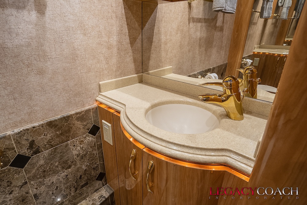 2006 Prevost Marathon XLII For Sale