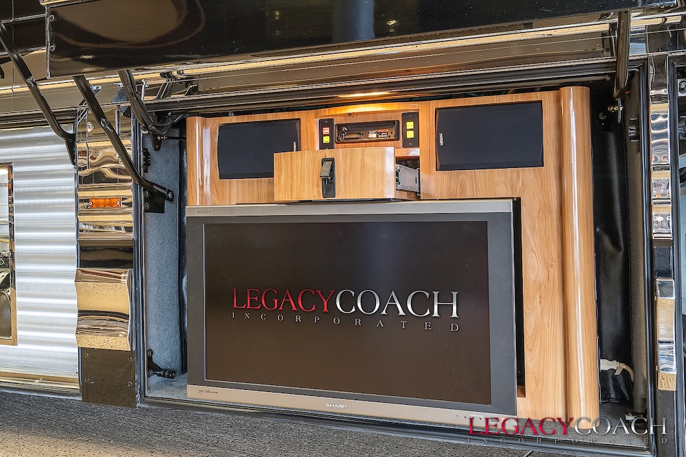 2006 Prevost Marathon XLII For Sale