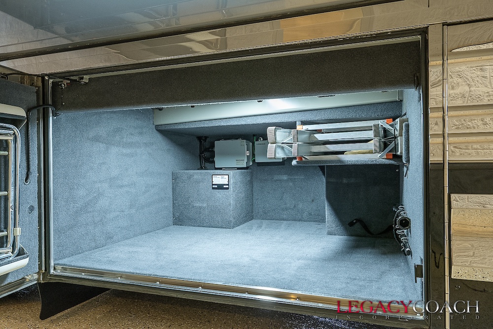 2006 Prevost Marathon XLII For Sale