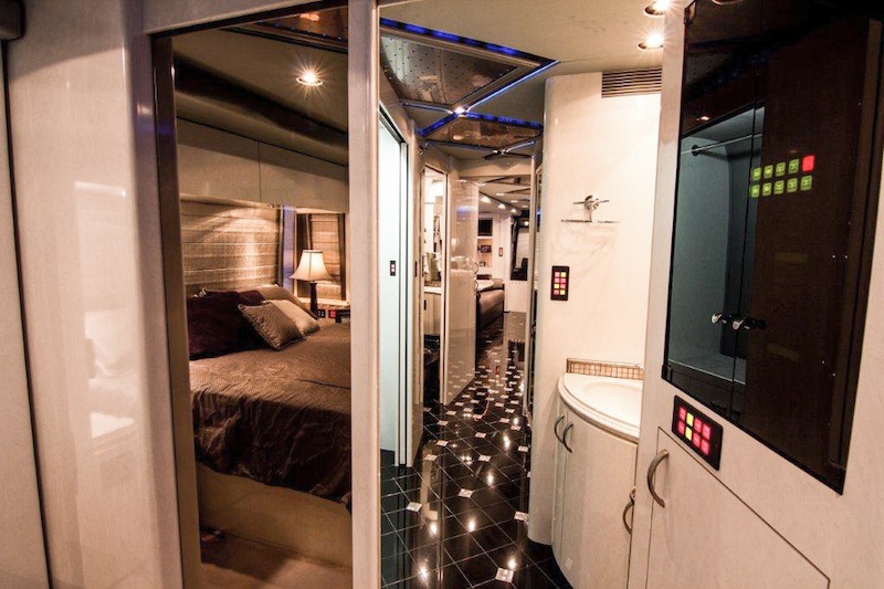2006 Prevost Marathon XLII For Sale