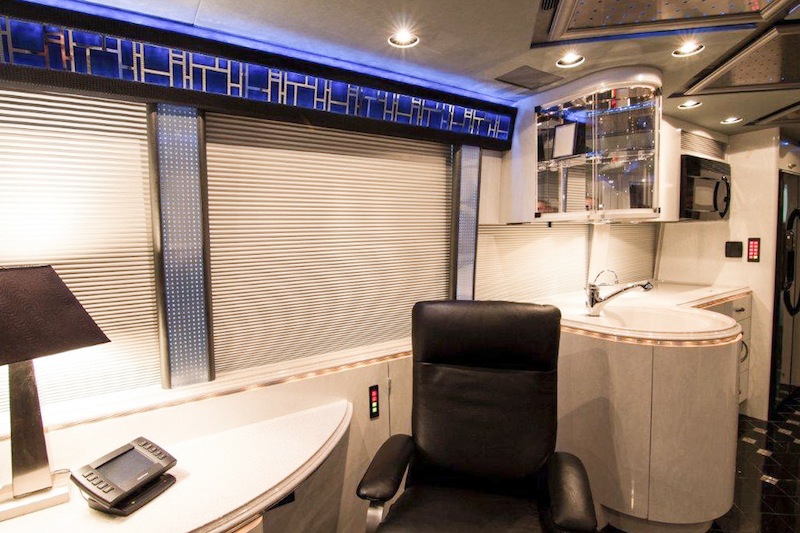 2006 Prevost Marathon XLII For Sale