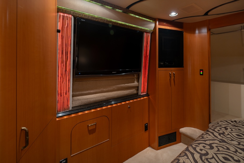 2006 Prevost Marathon XLII For Sale