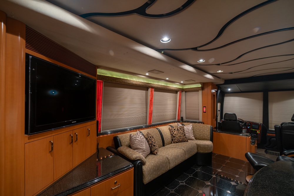 2006 Prevost Marathon XLII For Sale