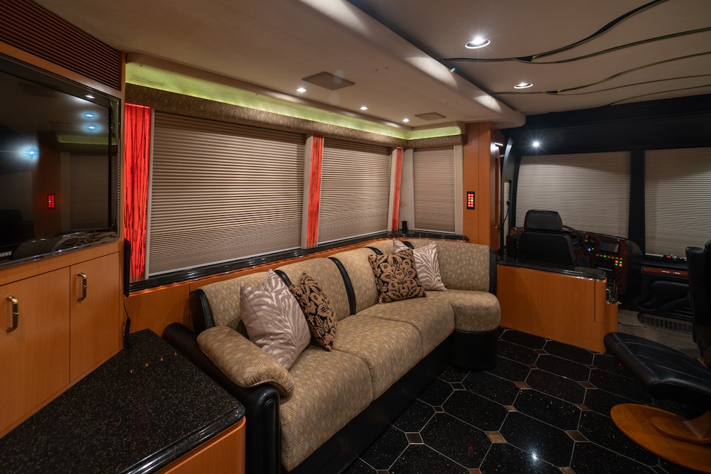2006 Prevost Marathon XLII For Sale