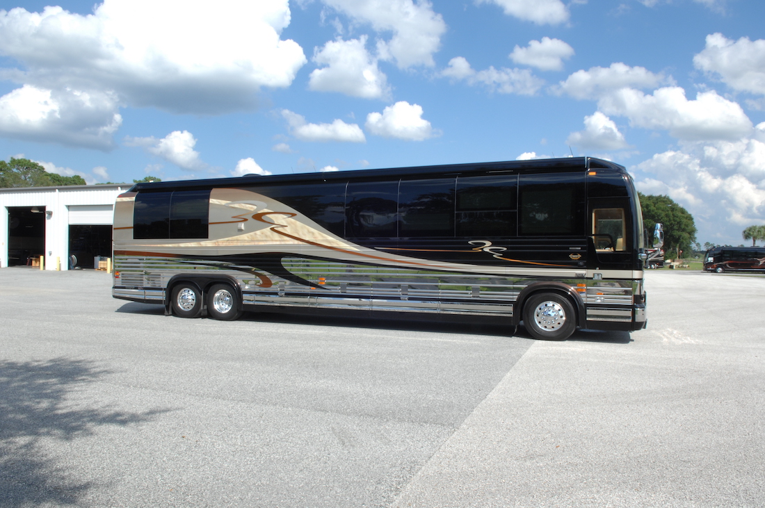 2006 Prevost Marathon XLII For Sale