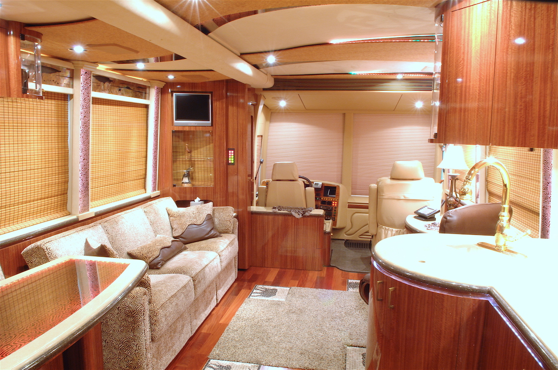 2006 Prevost Marathon XLII For Sale