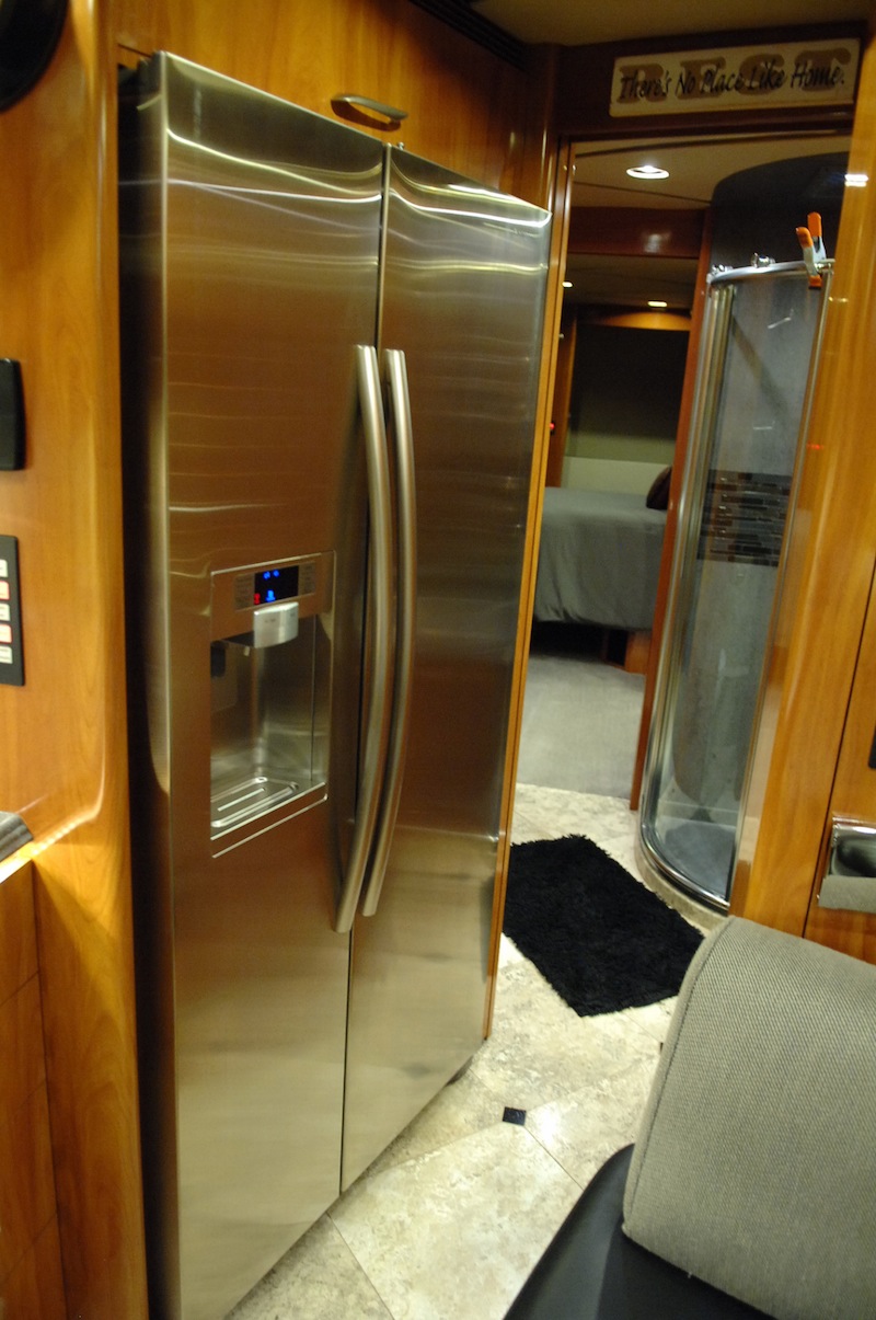 2006 Prevost Marathon XLII For Sale