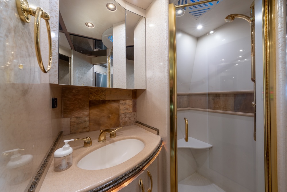 2006 Prevost Marathon XLII For Sale