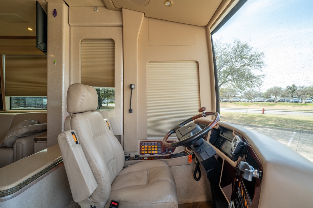2006 Prevost Marathon XLII For Sale