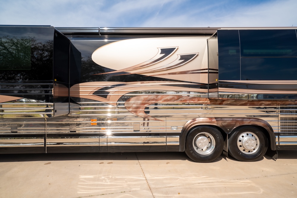 2006 Prevost Marathon XLII For Sale