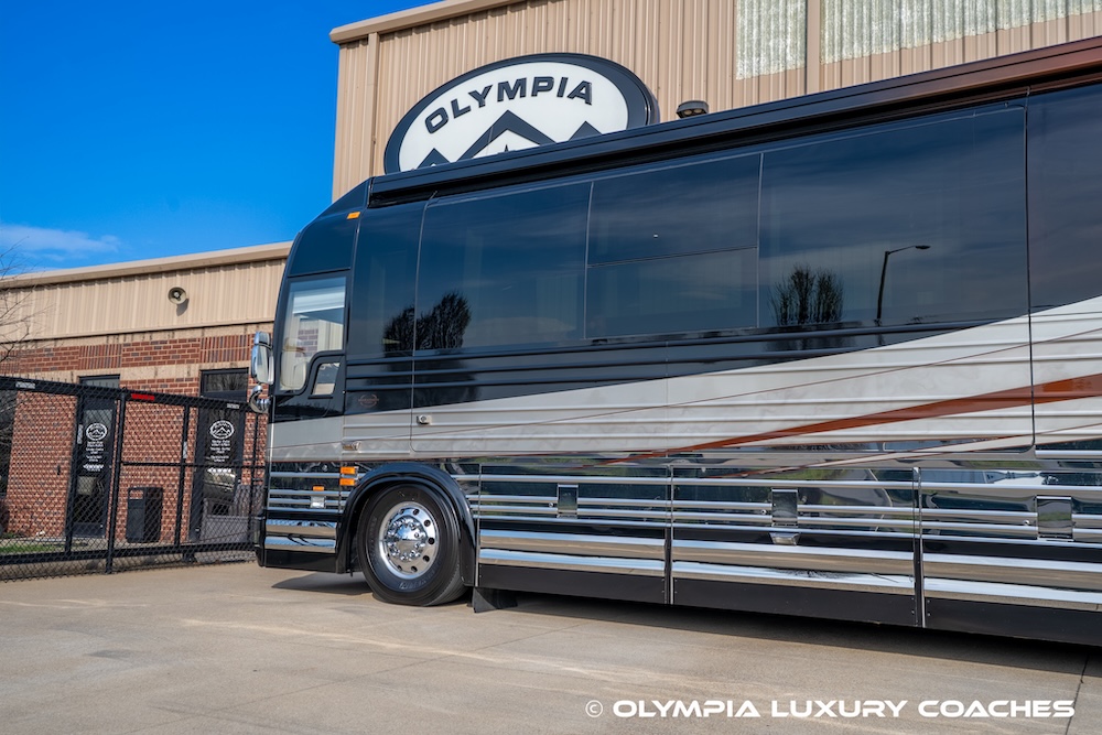 2006 Prevost Marathon XLII For Sale