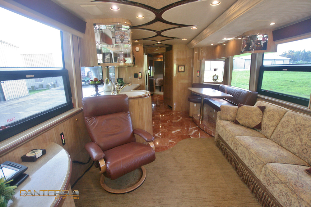 2006 Prevost Marathon XLII For Sale