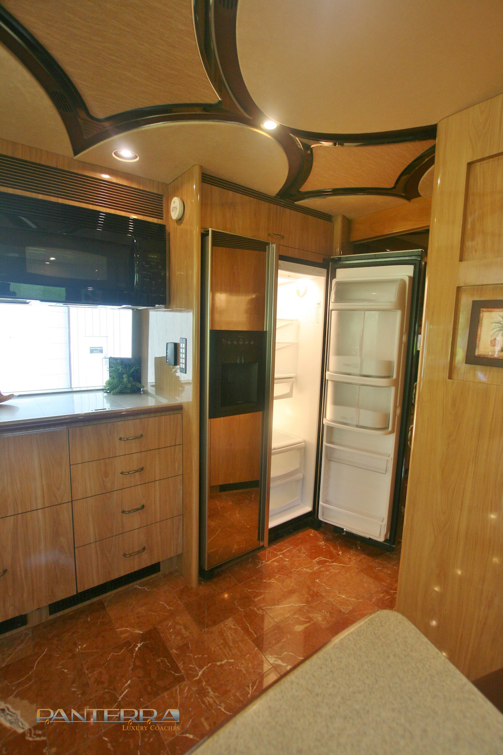 2006 Prevost Marathon XLII For Sale