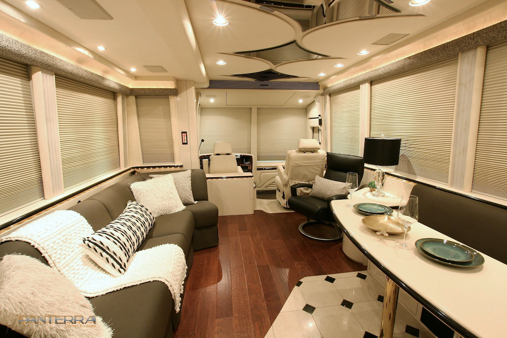 2006 Prevost Marathon XLII For Sale