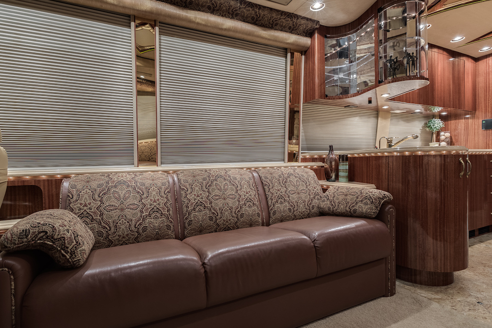 2006 Prevost Marathon XLII For Sale