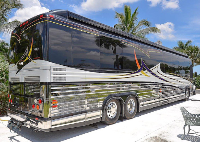 2006 Prevost Marathon XLII For Sale