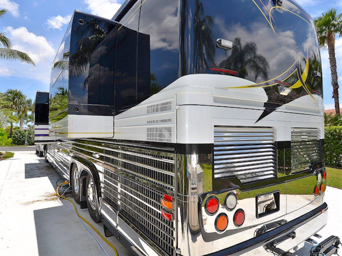 2006 Prevost Marathon XLII For Sale