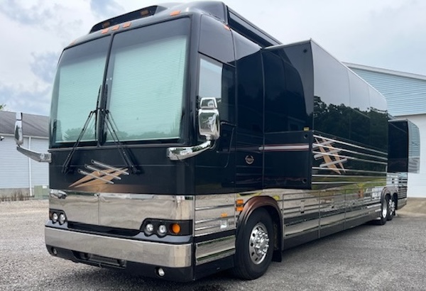 2006 Prevost Marathon XLII For Sale