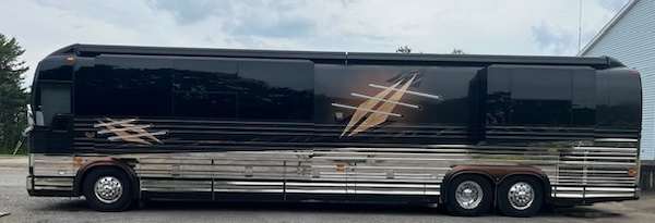 2006 Prevost Marathon XLII For Sale