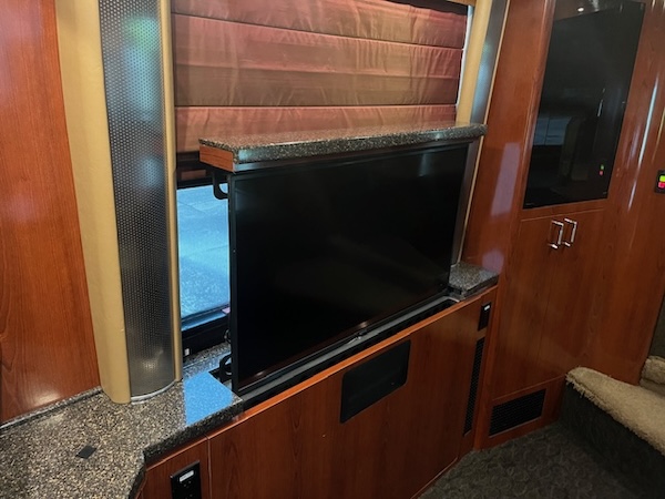 2006 Prevost Marathon XLII For Sale