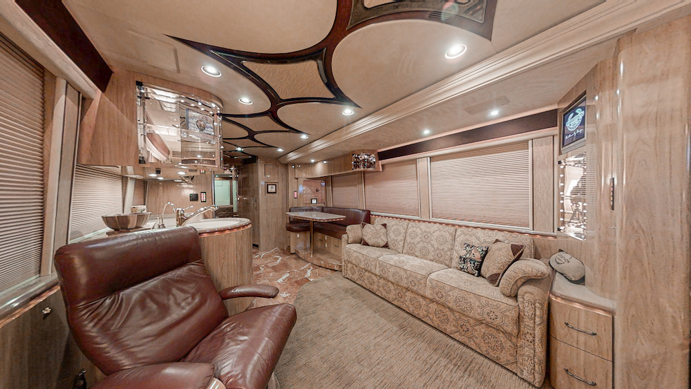 2006 Prevost Marathon XLII For Sale